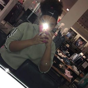 Meet your Posher, Brianna